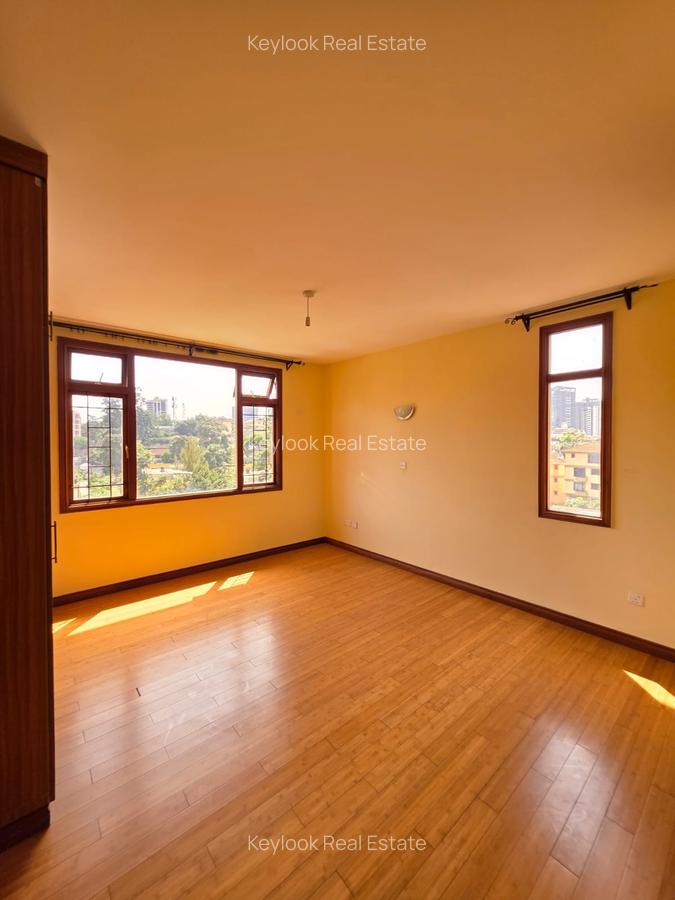 3 Bed Apartment with En Suite at Riverside Drive - 9