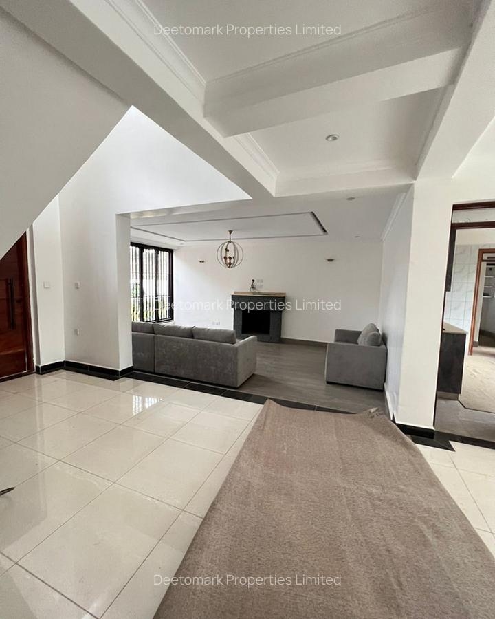 5 Bed Townhouse with En Suite at Rongai - 4