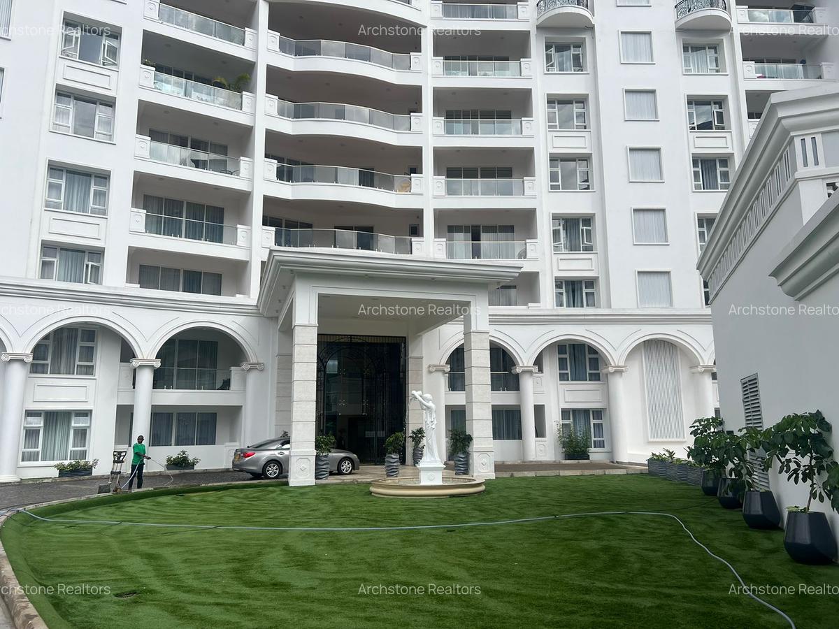 3 Bed Apartment with En Suite in Parklands - 8