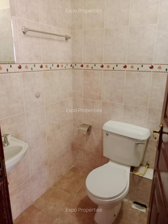 3 Bed Apartment with En Suite at Garden Estate - 8