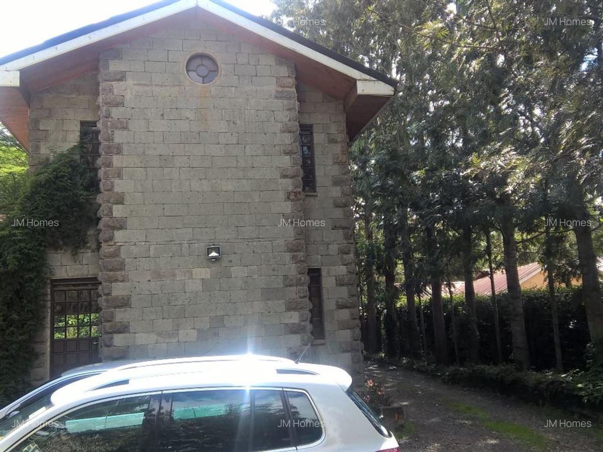 1 Bed Apartment with Parking at Fana Road Crescent - 1