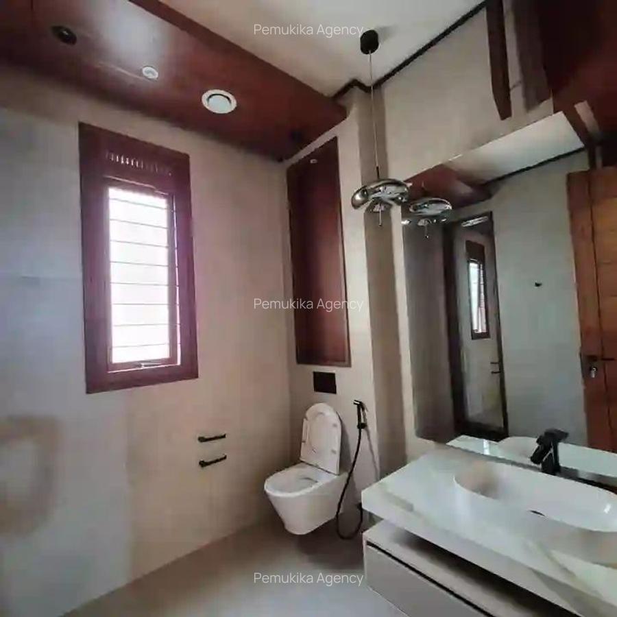 4 Bed Townhouse with En Suite in Runda - 8