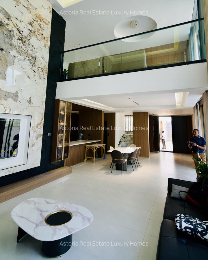 5 Bed Villa with En Suite at 2026-378 - 7
