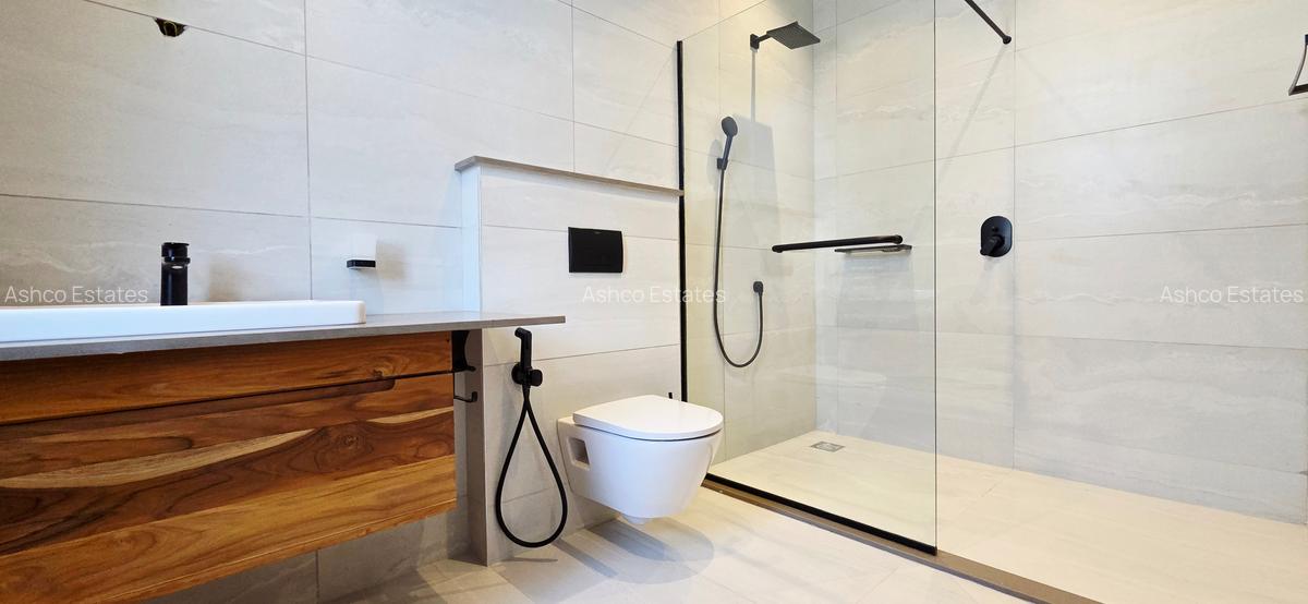 4 Bed Apartment with En Suite in Loresho - 9