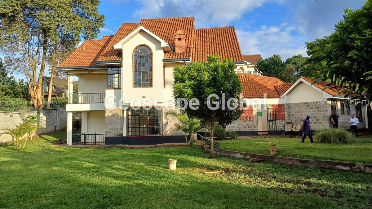5 Bed House with En Suite in Runda - 17