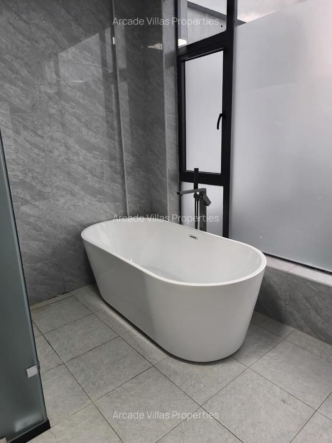 Serviced 3 Bed Apartment with En Suite in Kileleshwa - 11