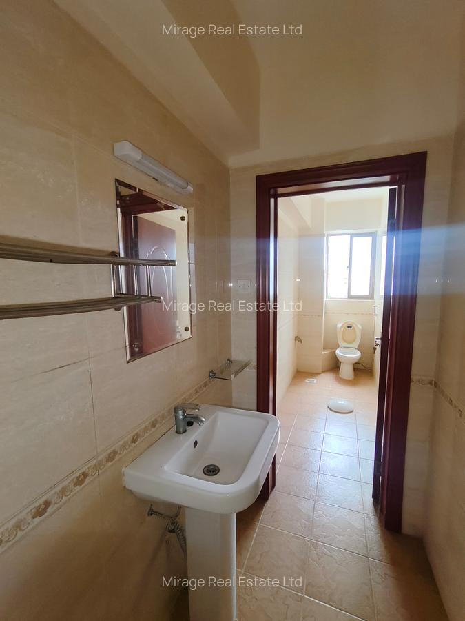 4 Bed Apartment with En Suite in Lavington - 17