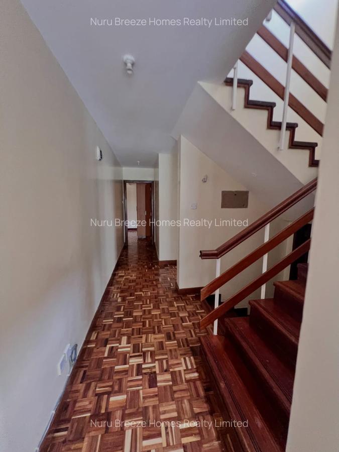 4 Bed Townhouse with En Suite in Lavington - 14