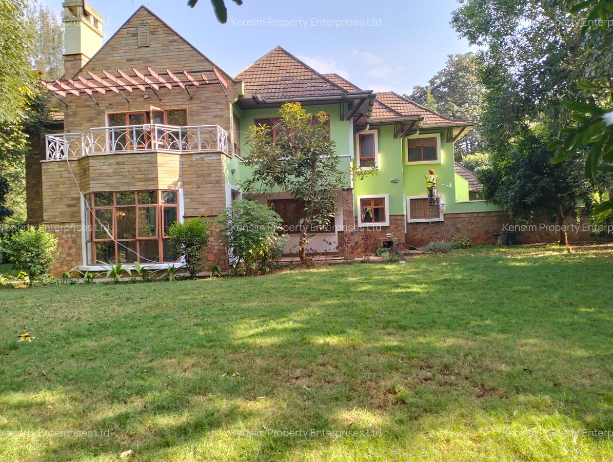 5 Bed Townhouse with En Suite in Runda - 1