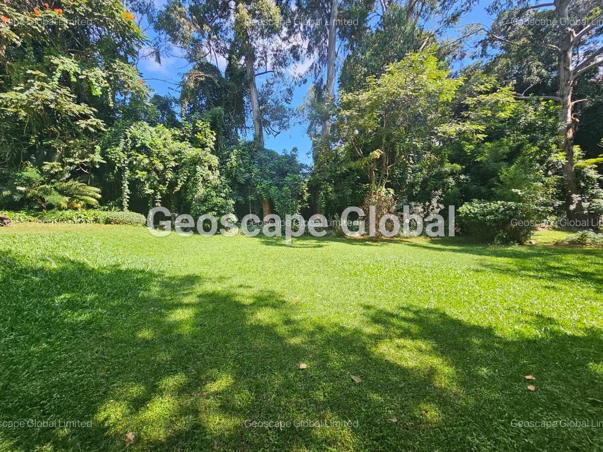 5 Bed House with En Suite in Nyari - 3