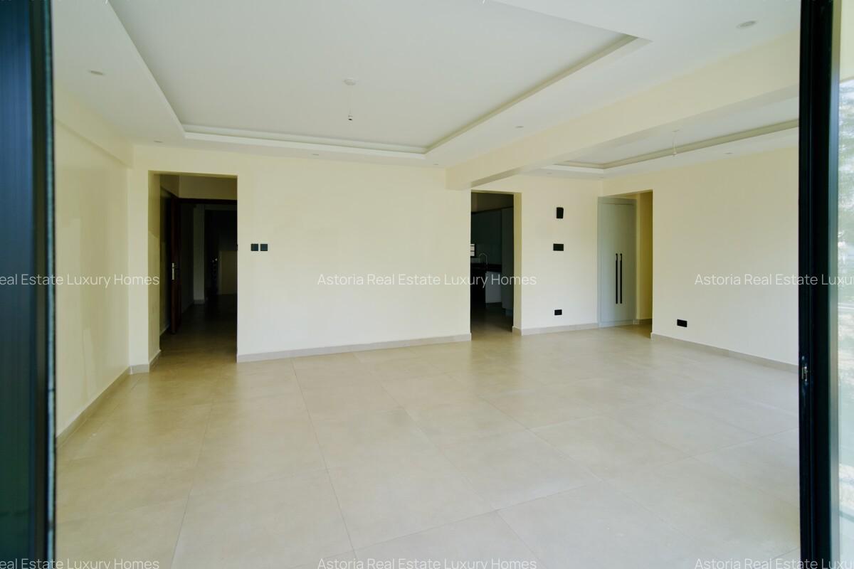 3 Bed Apartment with En Suite at 2026-430 - 11