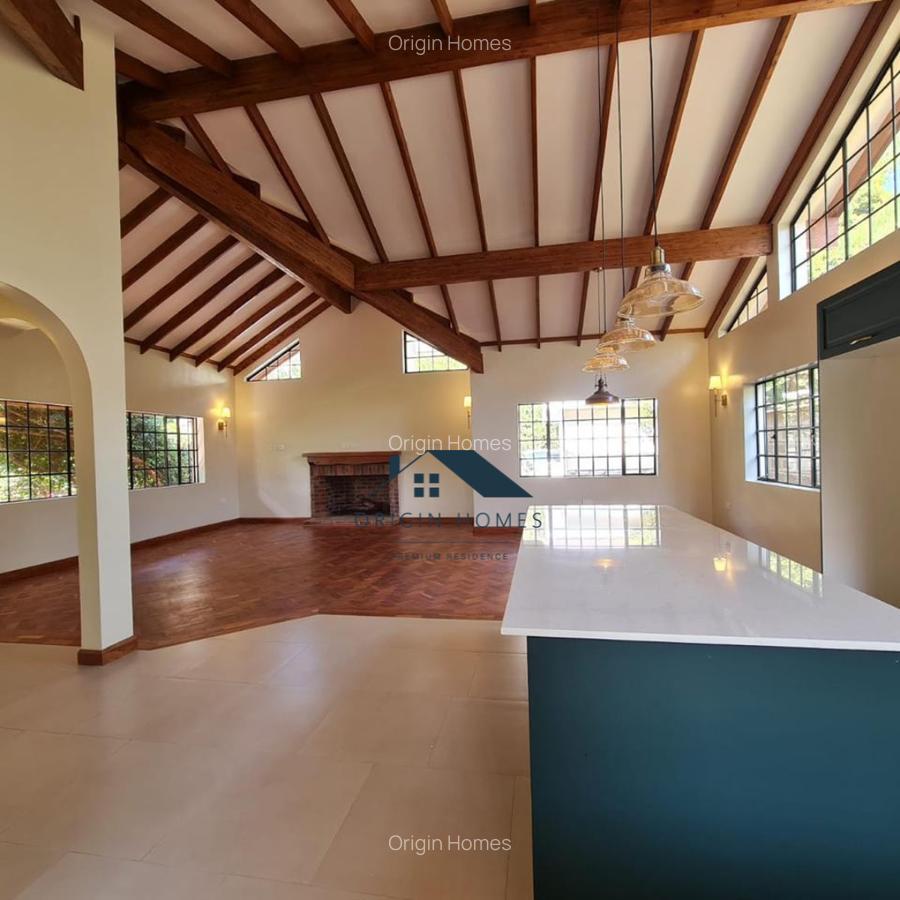 4 Bed House with En Suite at Lavington - 7