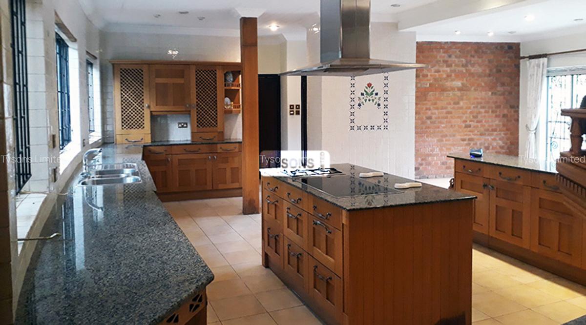 5 Bed House with En Suite in Muthaiga - 8