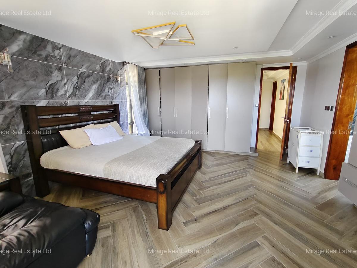 5 Bed House with En Suite in Cianda - 14