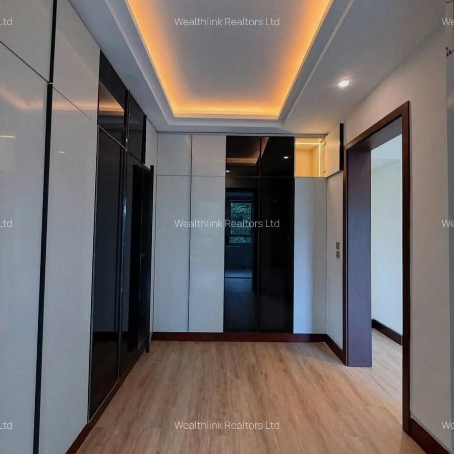 5 Bed Townhouse with En Suite at Peponi - 7