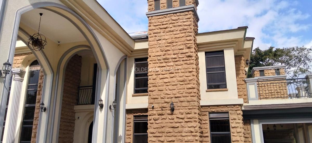 4 Bed Townhouse with En Suite in Karen - 18