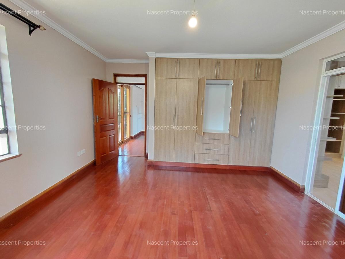 4 Bed Villa with En Suite in Runda - 10