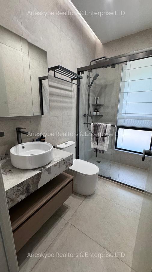 Serviced 3 Bed Apartment with En Suite in Westlands Area - 20