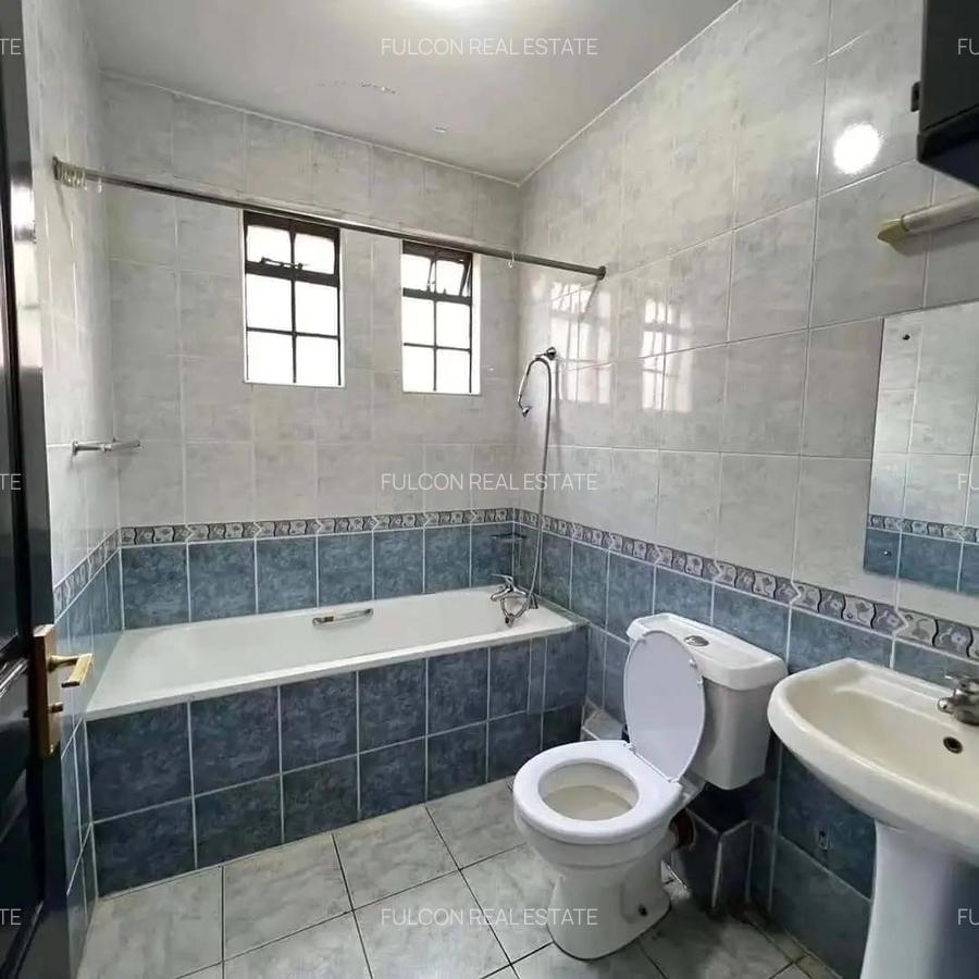 3 Bed Apartment with En Suite in Lavington - 16
