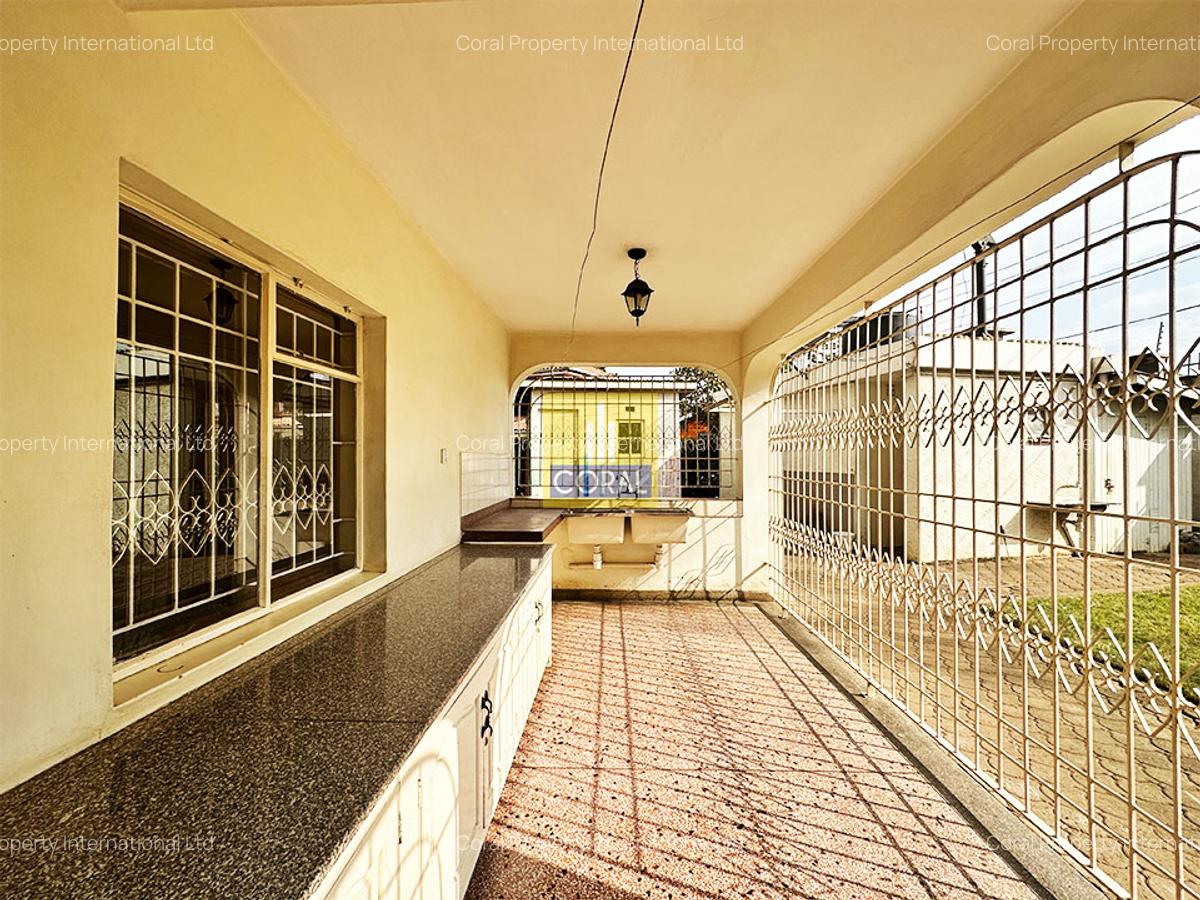 Commercial Property in Kilimani - 3