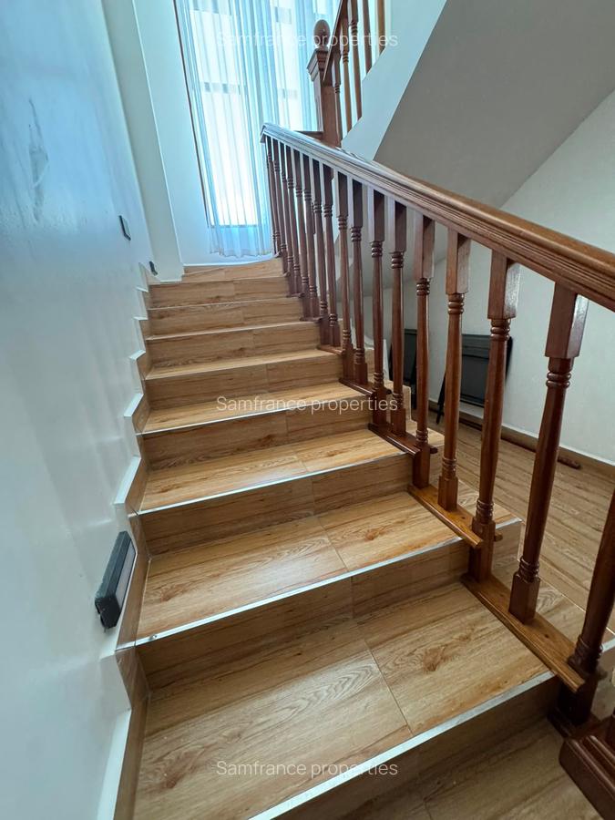 4 Bed Villa with En Suite at Pazuri - 7