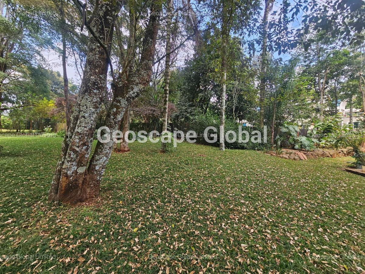 5 Bed House with En Suite in Spring Valley - 1