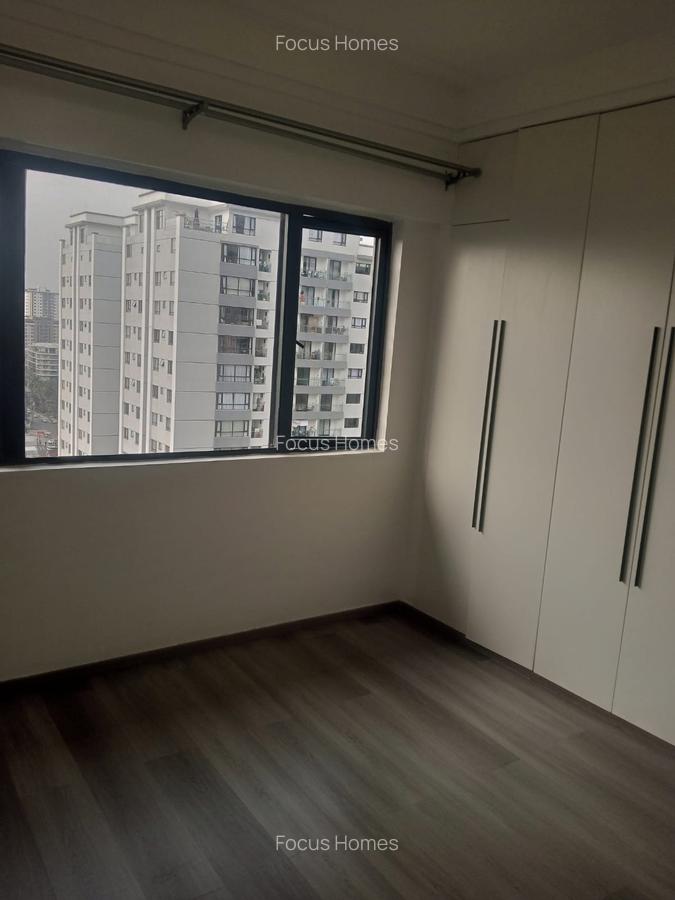 2 Bed Apartment with En Suite in Lavington - 4