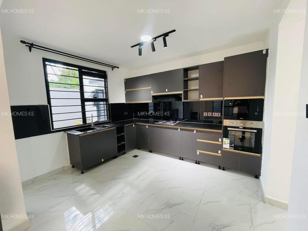 5 Bed Villa with En Suite at Ruiru - 11