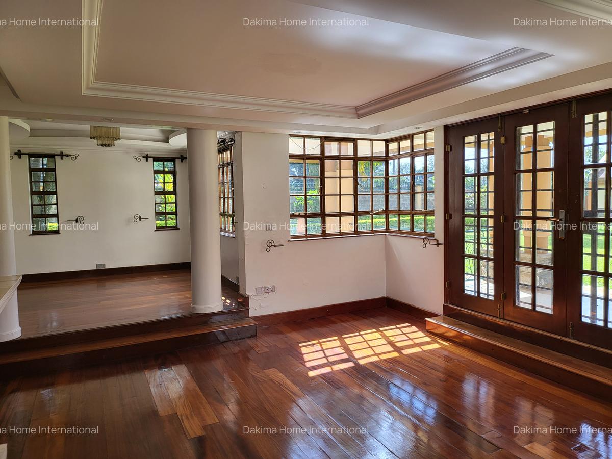 5 Bed House with En Suite in Runda - 6
