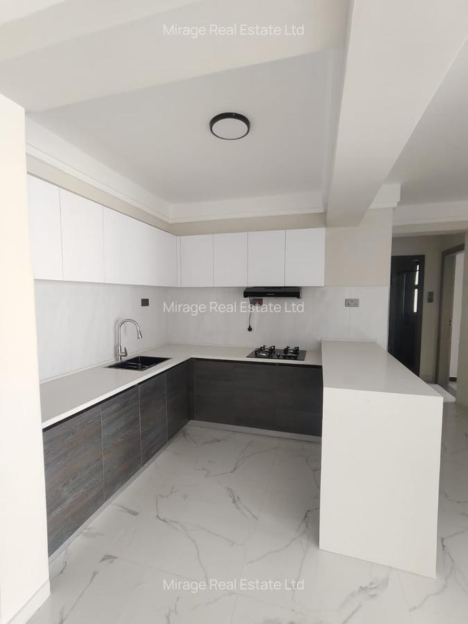 3 Bed Apartment with Gym in Kilimani - 5