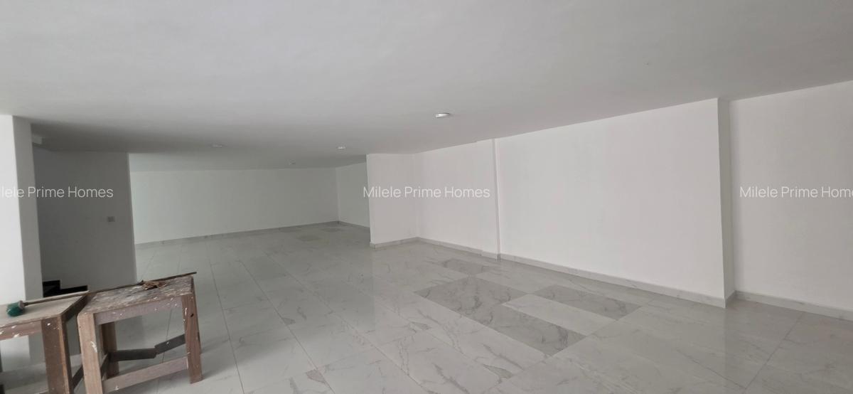 5 Bed Villa with En Suite in Lavington - 5