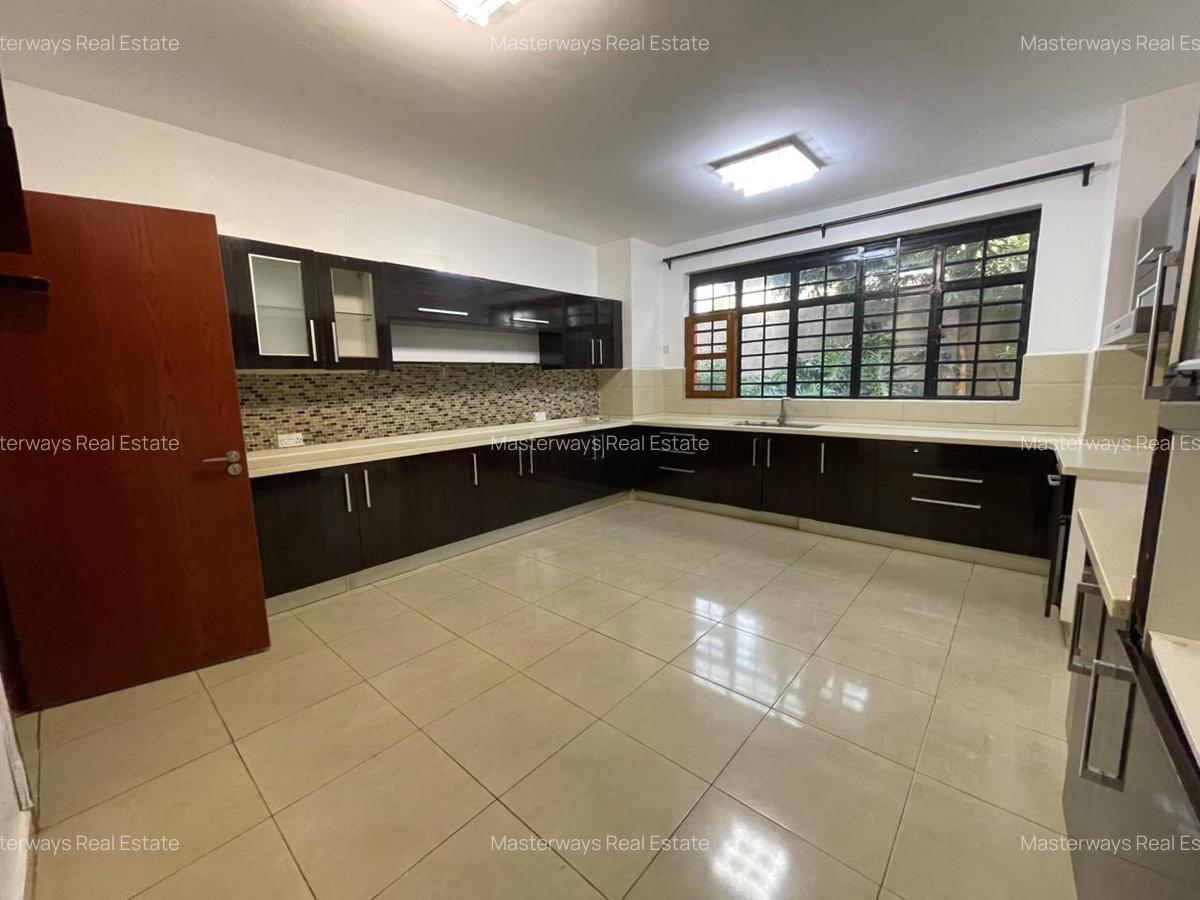 4 Bed Townhouse with En Suite in Kiambu Road - 3