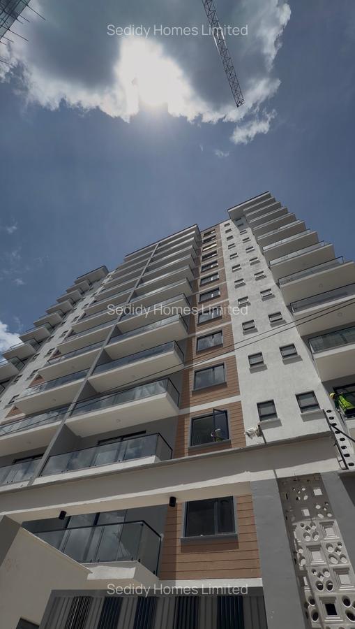 2 Bed Apartment with En Suite in Brookside - 11