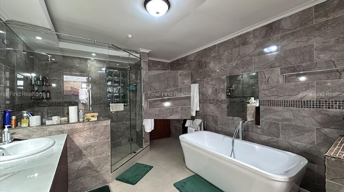 5 Bed House with En Suite in Kitisuru - 14