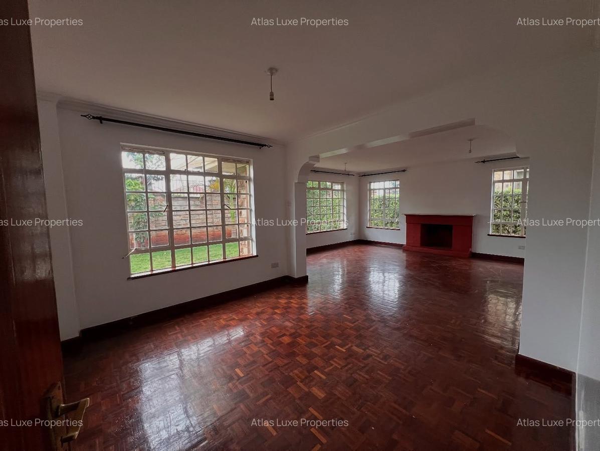 4 Bed Townhouse with En Suite at New Runda - 2