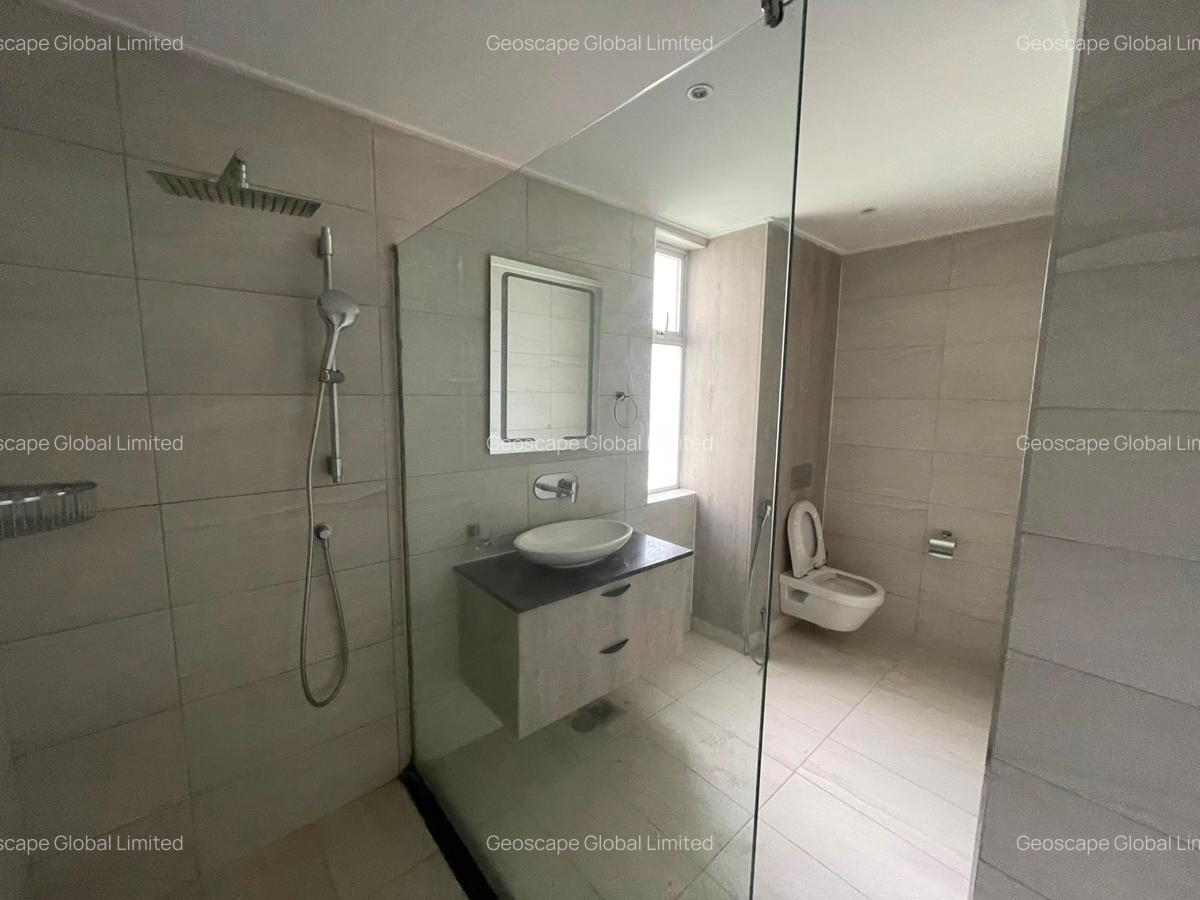 2 Bed Apartment with En Suite in Westlands Area - 10