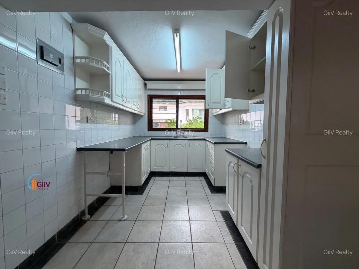 2 Bed Townhouse with Garden in Kileleshwa - 9