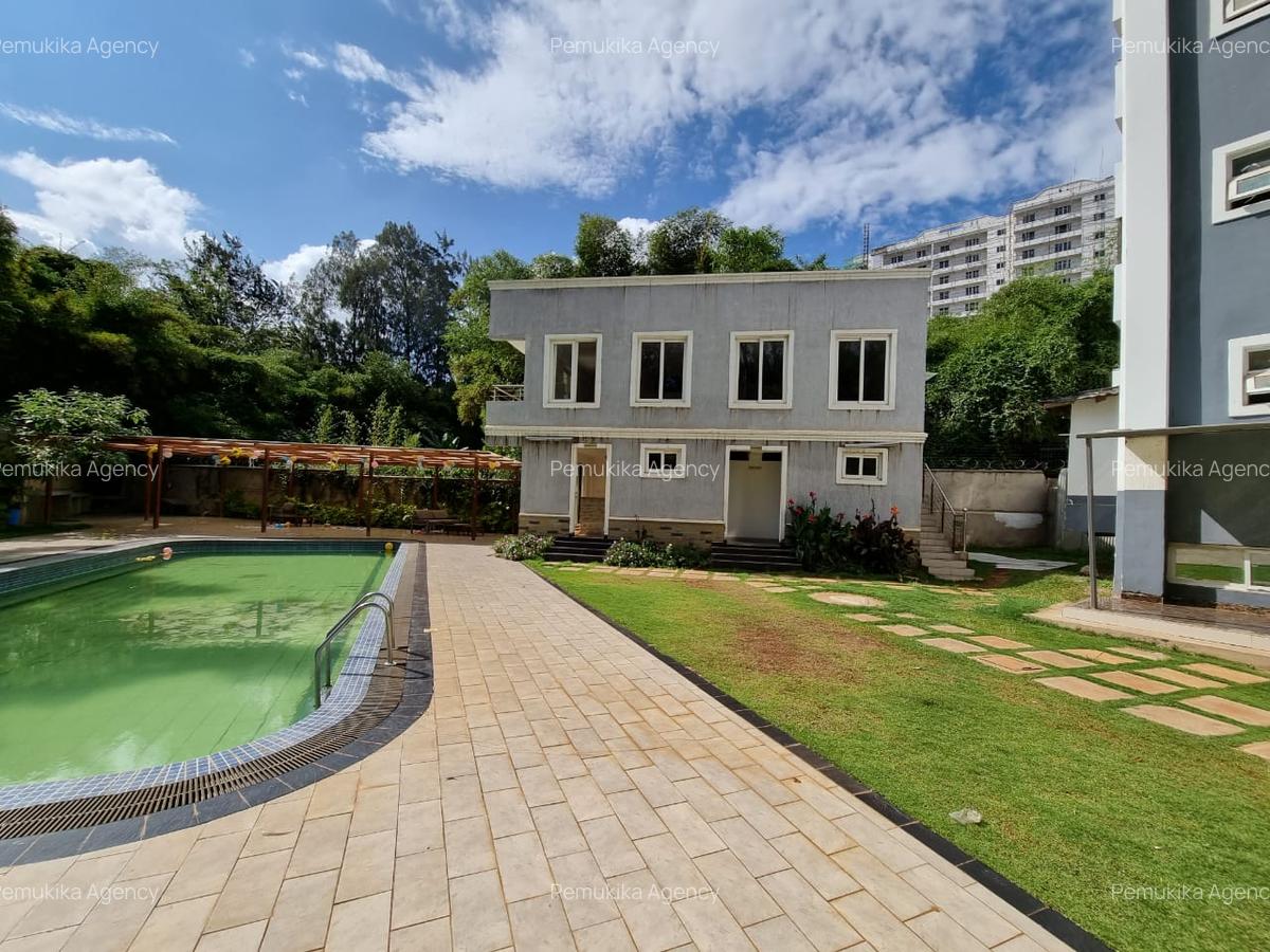 3 Bed House with En Suite at Lavigton Road - 9