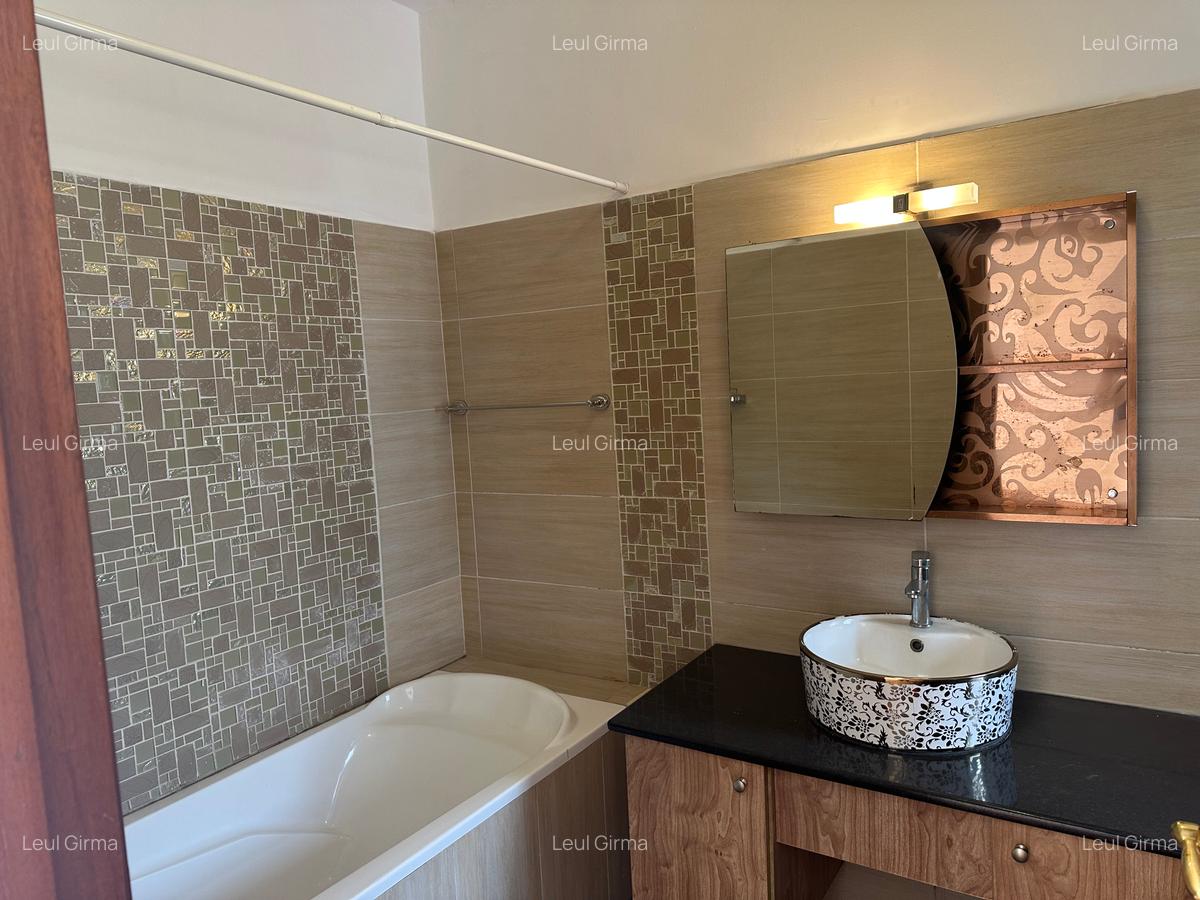3 Bed Apartment with En Suite at Nyeri Road - 9