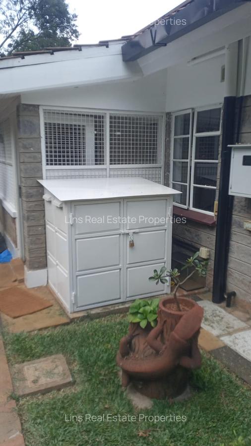 4 Bed House with En Suite in Gigiri - 18