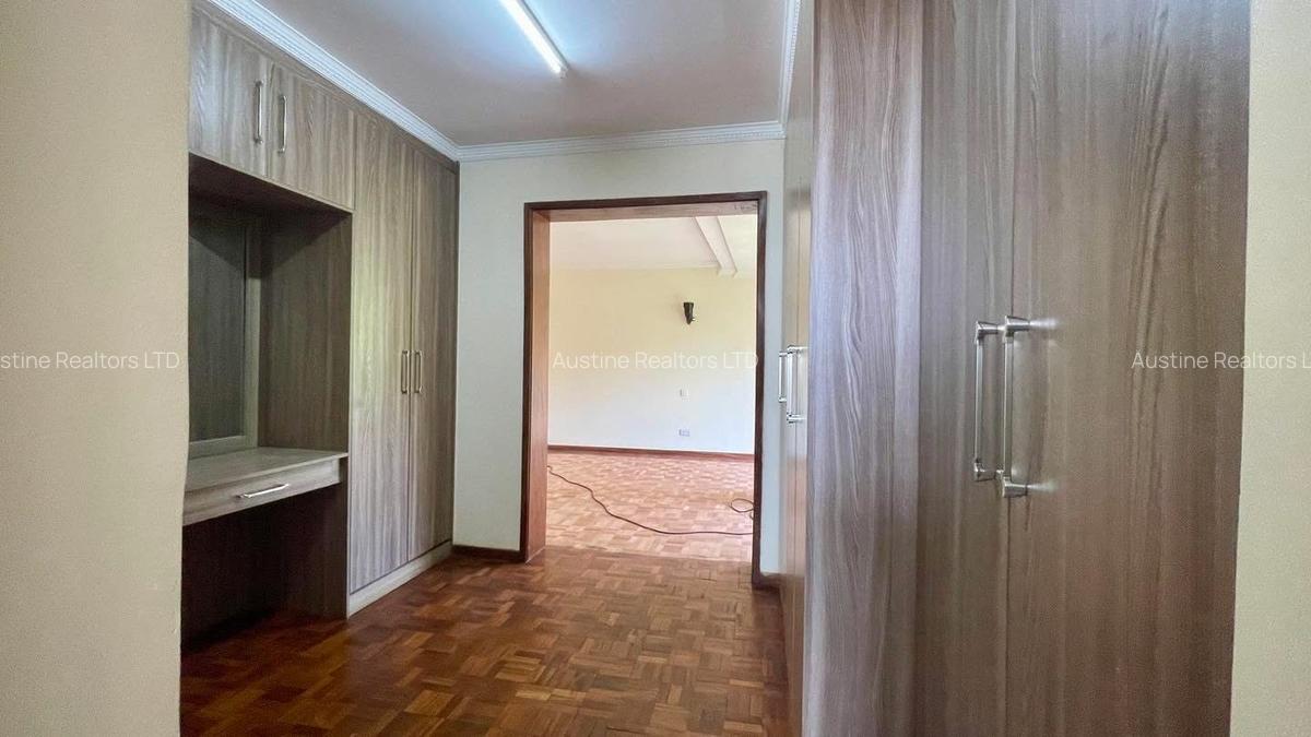 4 Bed Townhouse with En Suite in Kitisuru - 9