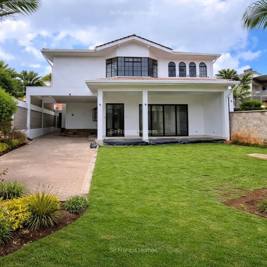 4 Bed House with En Suite in Westlands Area - 1