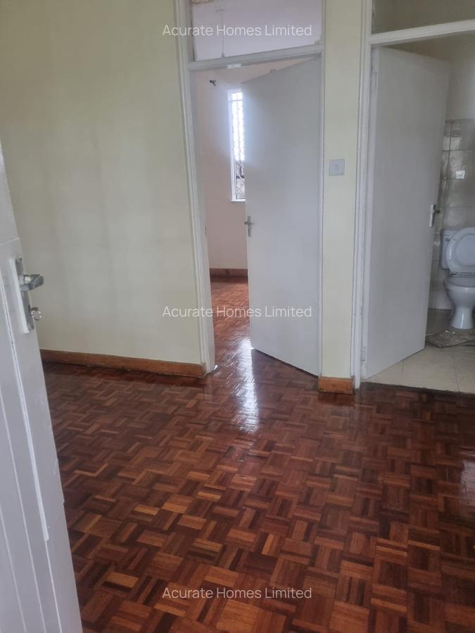 1 Bed House with En Suite at Ann Marie Cotages - 4