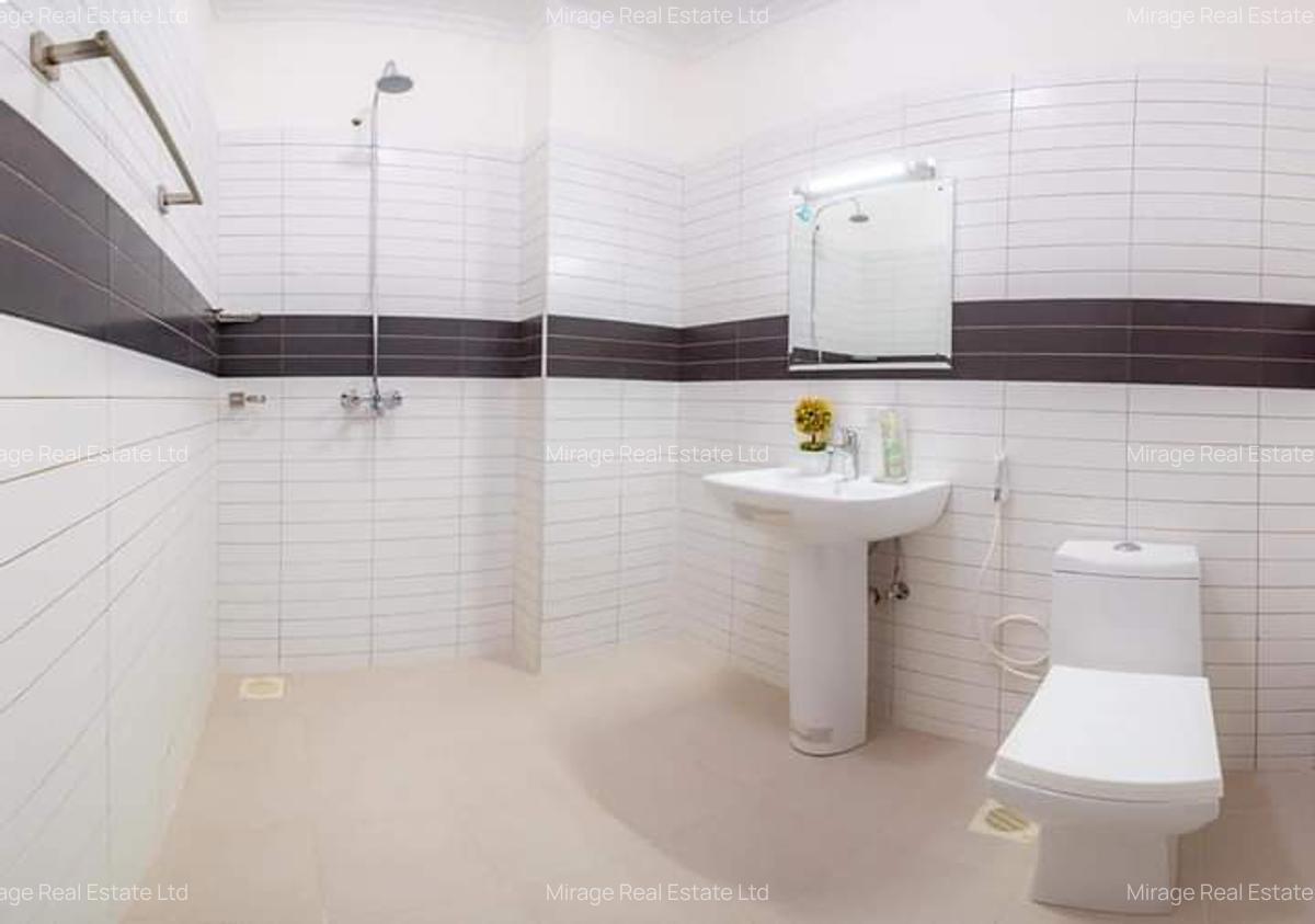 2 Bed Apartment with Swimming Pool in Lavington - 16