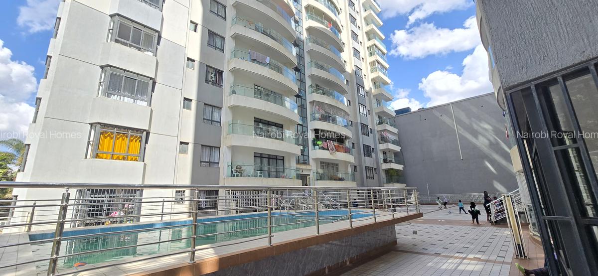 2 Bed Apartment with En Suite at White Oak 55 - 2