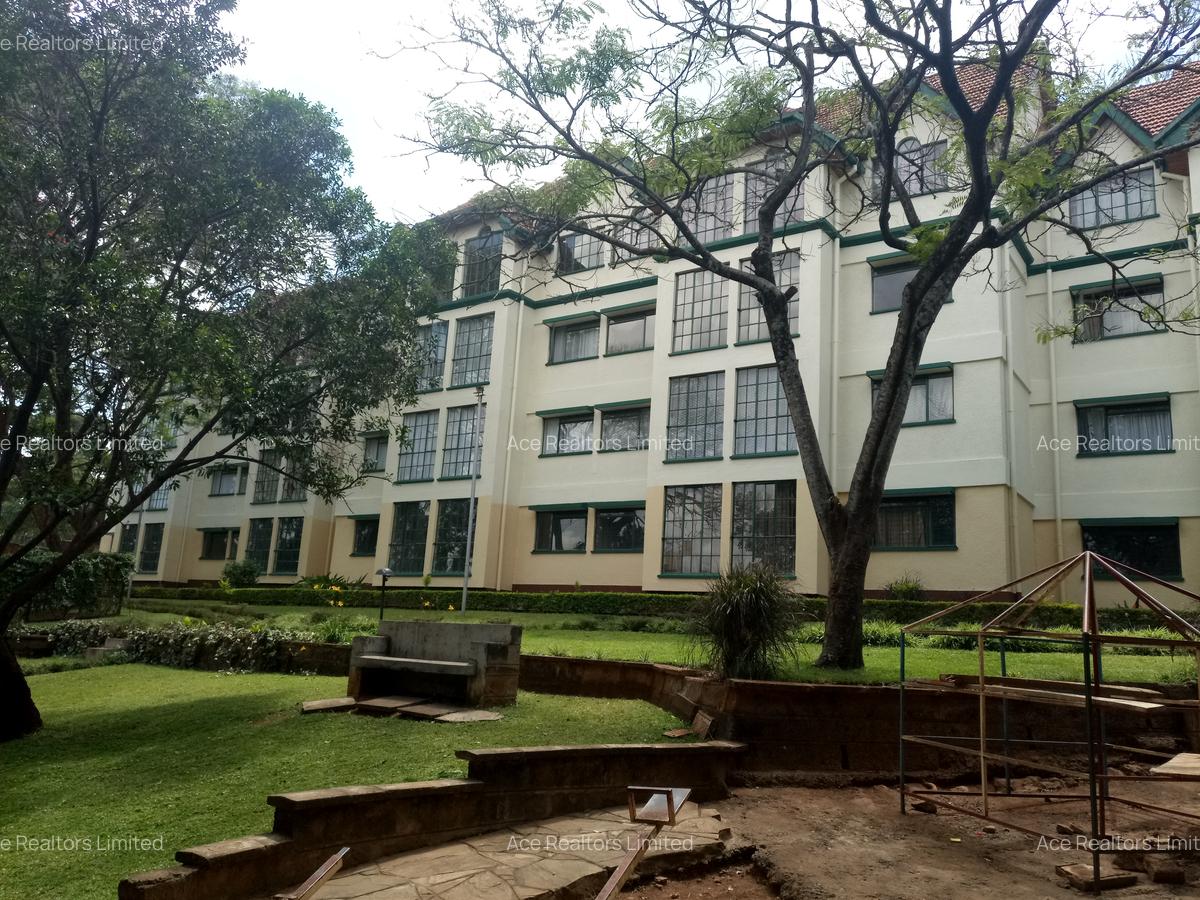 3 Bed Apartment with En Suite at Milimani Nairobi - 12