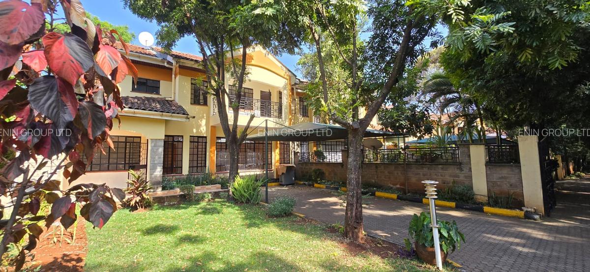 4 Bed Townhouse with En Suite at Amboseli Road - 1