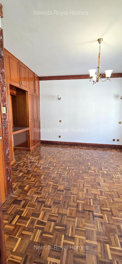 3 Bed Apartment with En Suite at Riverside Drive - 19