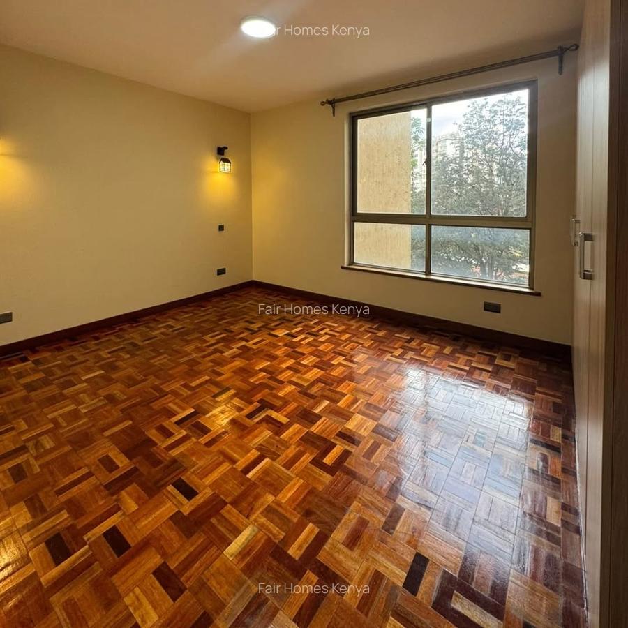 3 Bed Apartment with En Suite at Othaya Road - 16