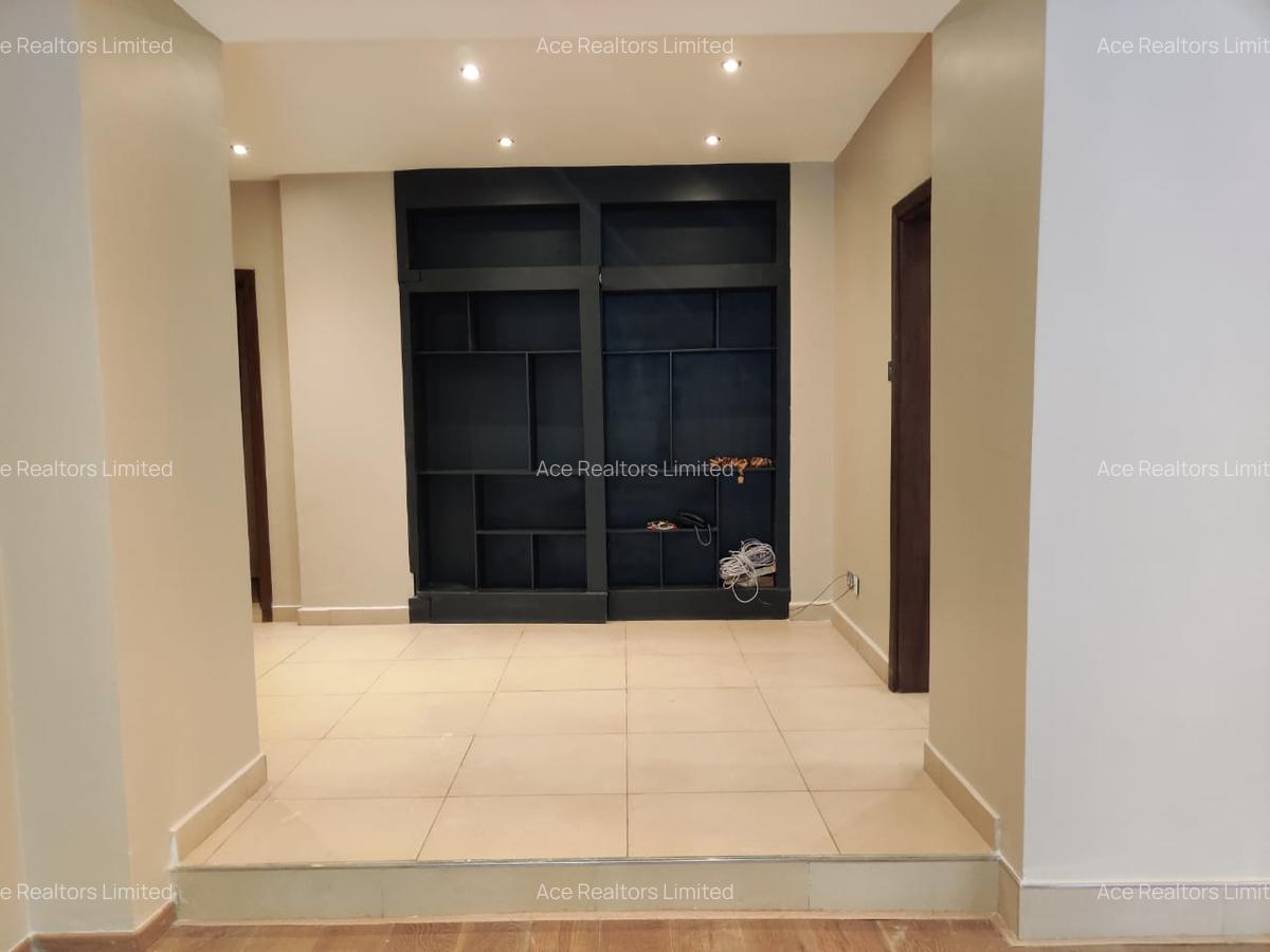 2 Bed Apartment with En Suite at Peponi Road - 9